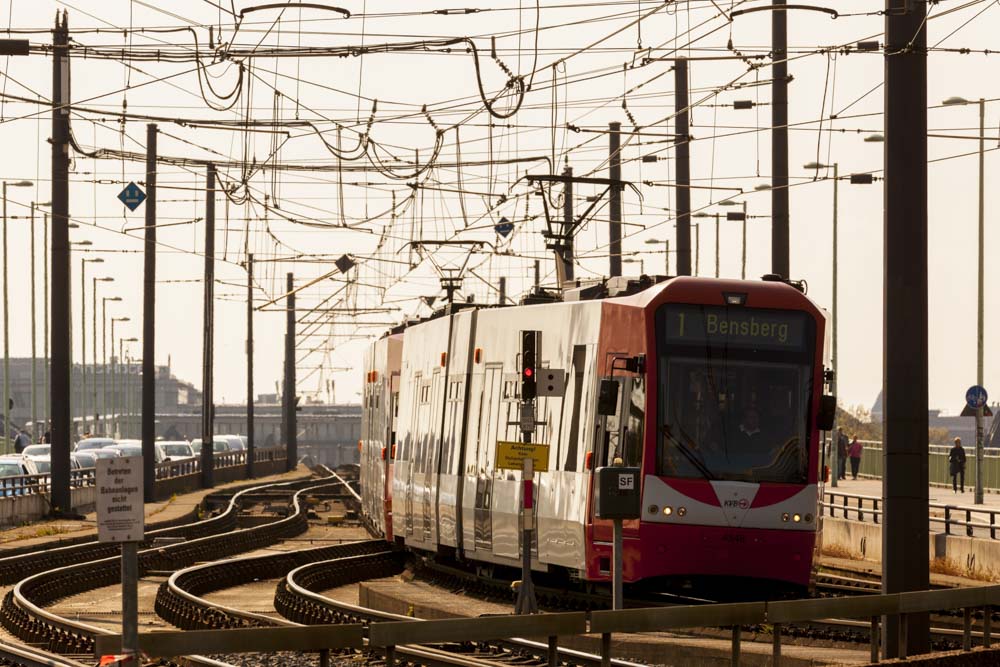 Busse und Bahnen im Netz der Kölner Verkehrs-Betriebe